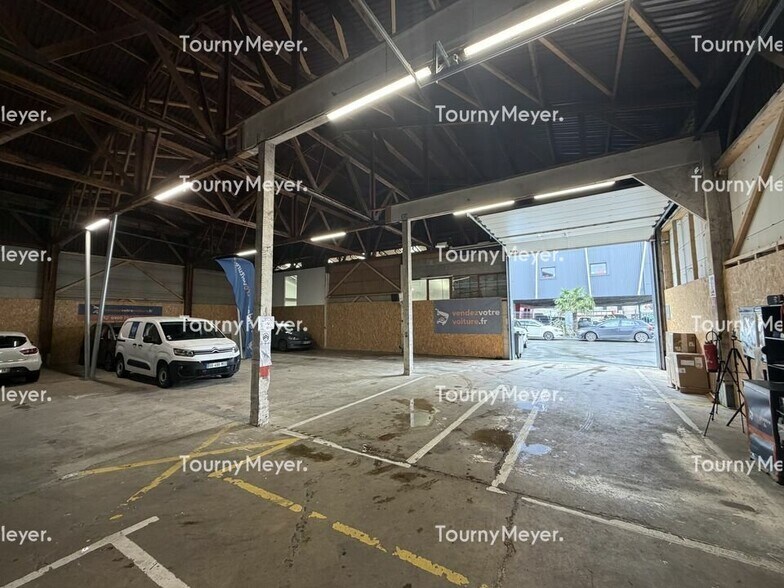 Flex in Vezin-le-Coquet for lease - Interior Photo - Image 2 of 5