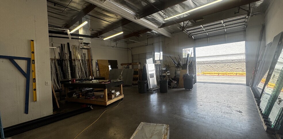2323 W Mescal St, Phoenix, AZ à louer - Photo intérieure - Image 3 de 3