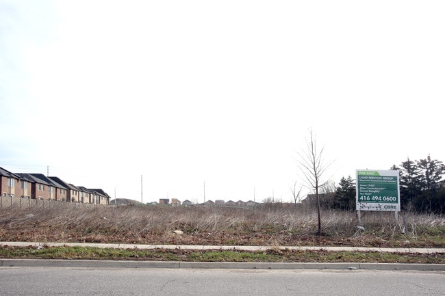 More details for 14 Chinguacousy Rd, Brampton, ON - Land for Sale