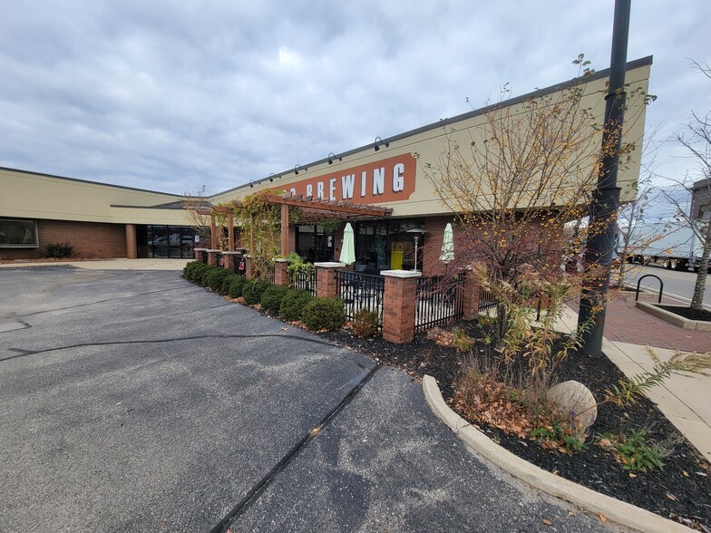 4051 Chicago Dr SW, Grandville, MI for sale - Building Photo - Image 1 of 1