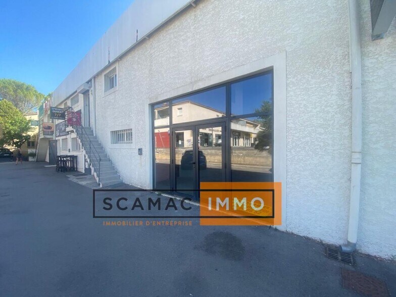 Retail in Venelles for lease - Building Photo - Image 1 of 5
