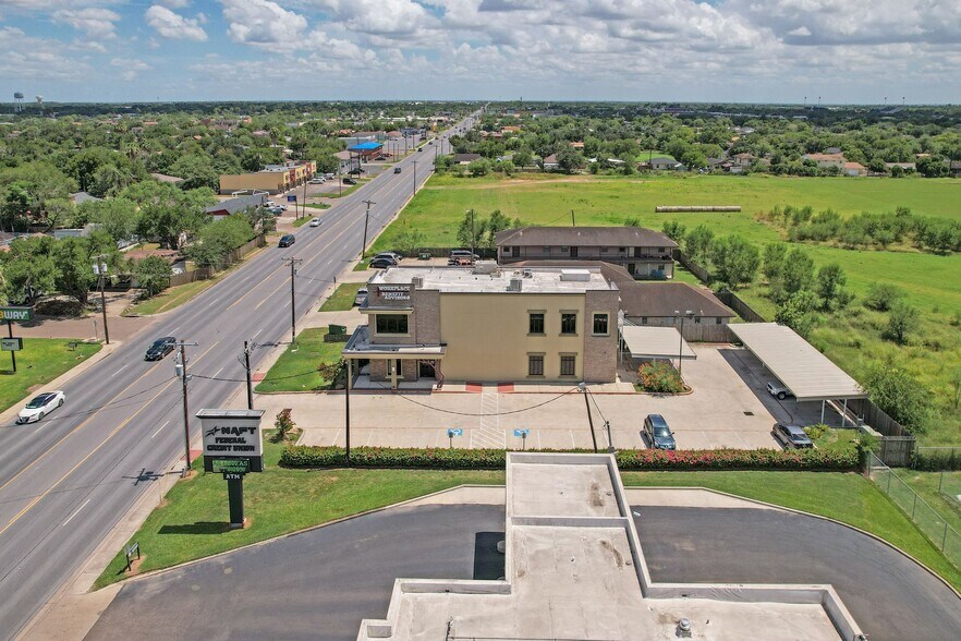 819 N Veterans Blvd, Pharr, TX à vendre - Photo du bâtiment - Image 2 de 10