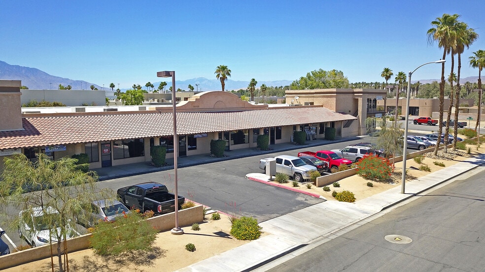 39725 Garand Ln, Palm Desert, CA à louer - Photo du bâtiment - Image 2 de 3