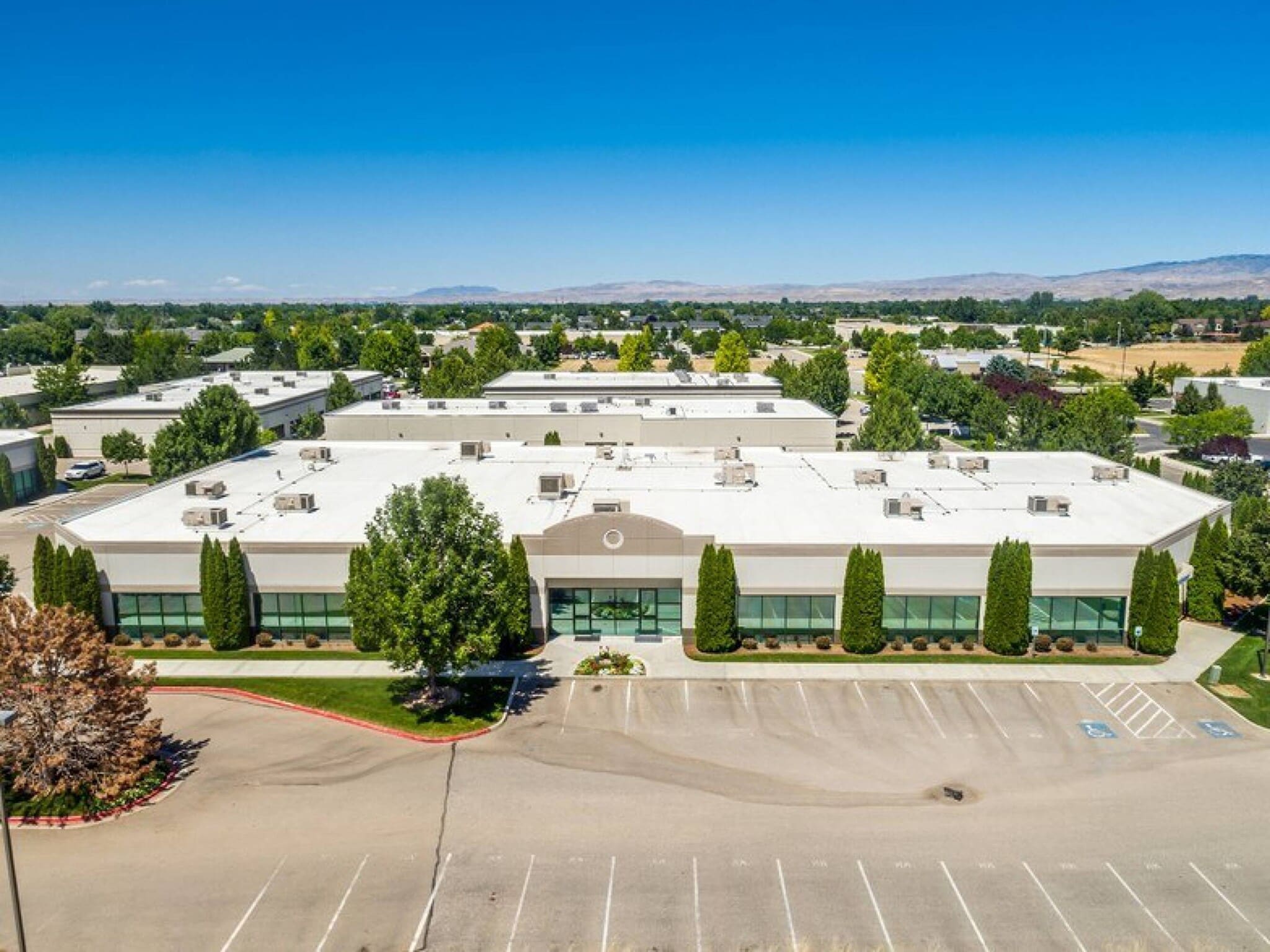 391 N Ancestor Pl, Boise, ID for lease Primary Photo- Image 1 of 15