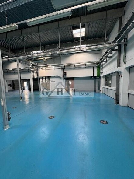 Industrial in Ivry-sur-Seine for lease - Interior Photo - Image 1 of 6