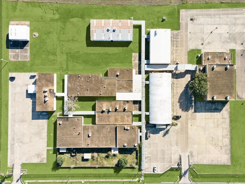 1401 Mlk Blvd, El Campo, TX for sale - Building Photo - Image 3 of 49