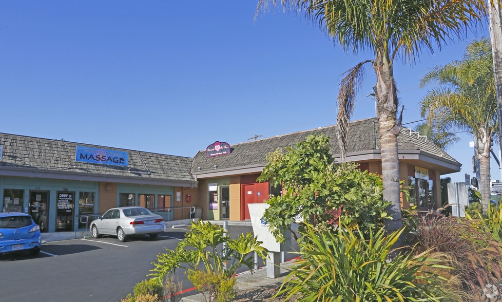 1710-1720 Brommer St, Santa Cruz, CA for lease - Building Photo - Image 3 of 8