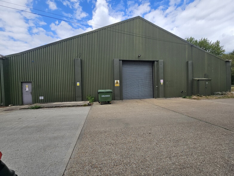 Chalk Ln, Sidlesham à louer - Photo du bâtiment - Image 1 de 3