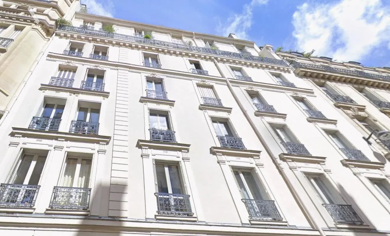 32 Bis Rue De Lubeck, Paris for lease Building Photo- Image 1 of 17