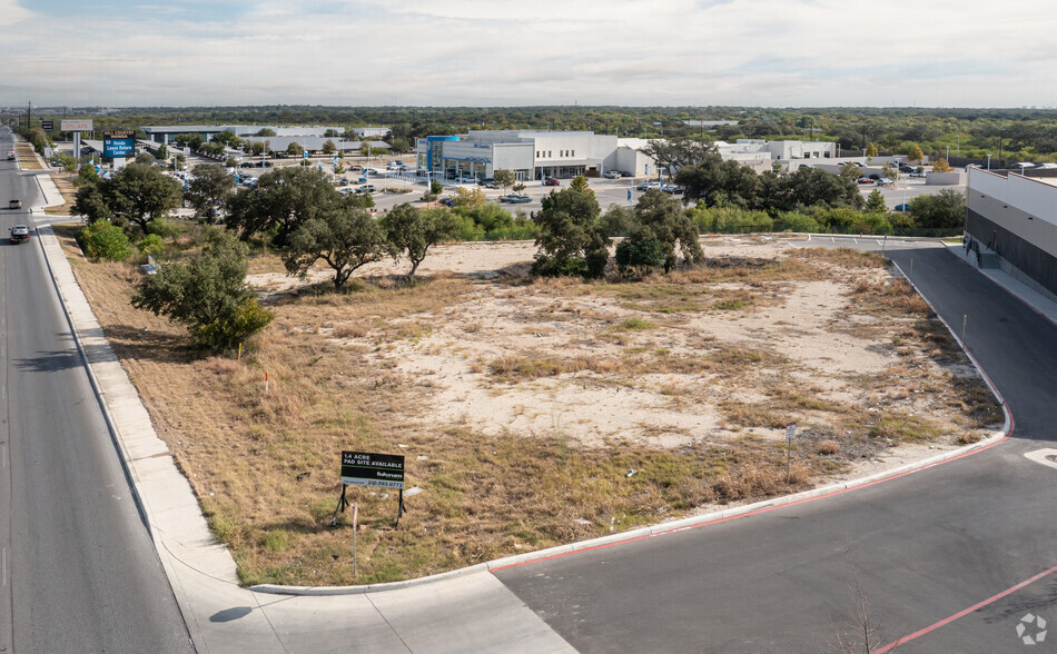 NEC Loop 1604 W and Culebra Commons Road, San Antonio, TX à vendre - Photo principale - Image 1 de 1