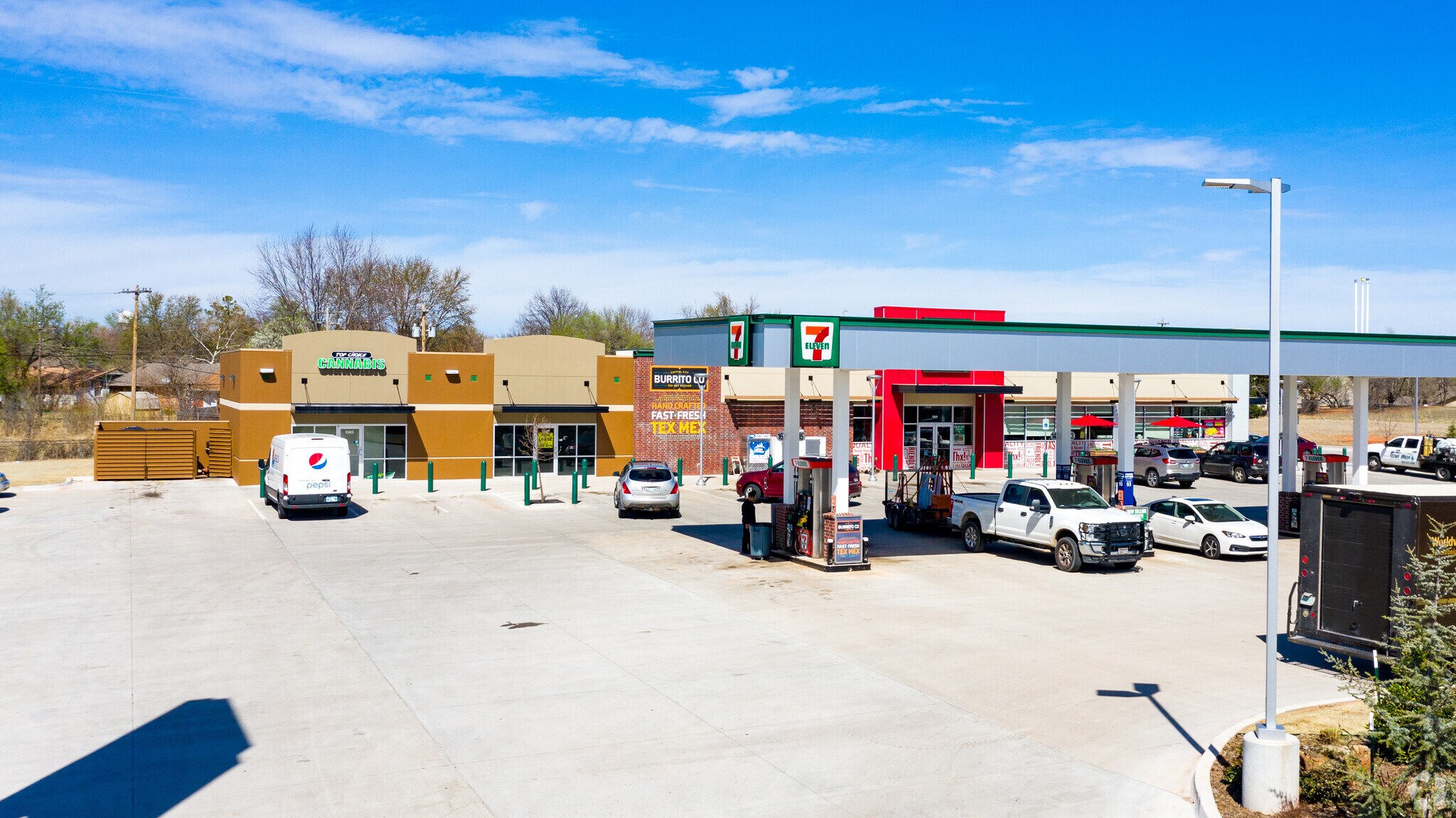 1383-1391 E Memorial, Edmond, OK for lease Primary Photo- Image 1 of 7