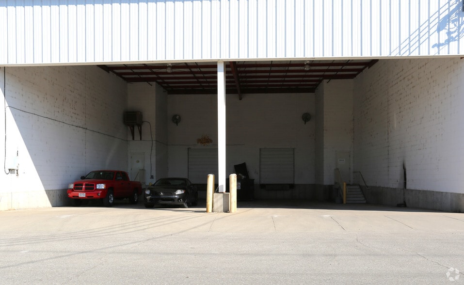 1249-1257 W 7th St, Cincinnati, OH à louer - Photo du bâtiment - Image 3 de 3