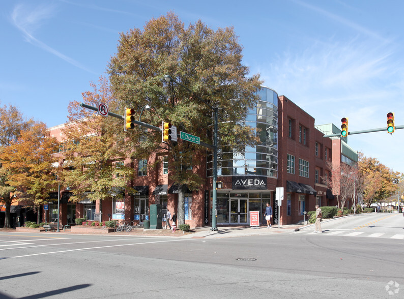 200 W Franklin St, Chapel Hill, NC for sale - Primary Photo - Image 1 of 1