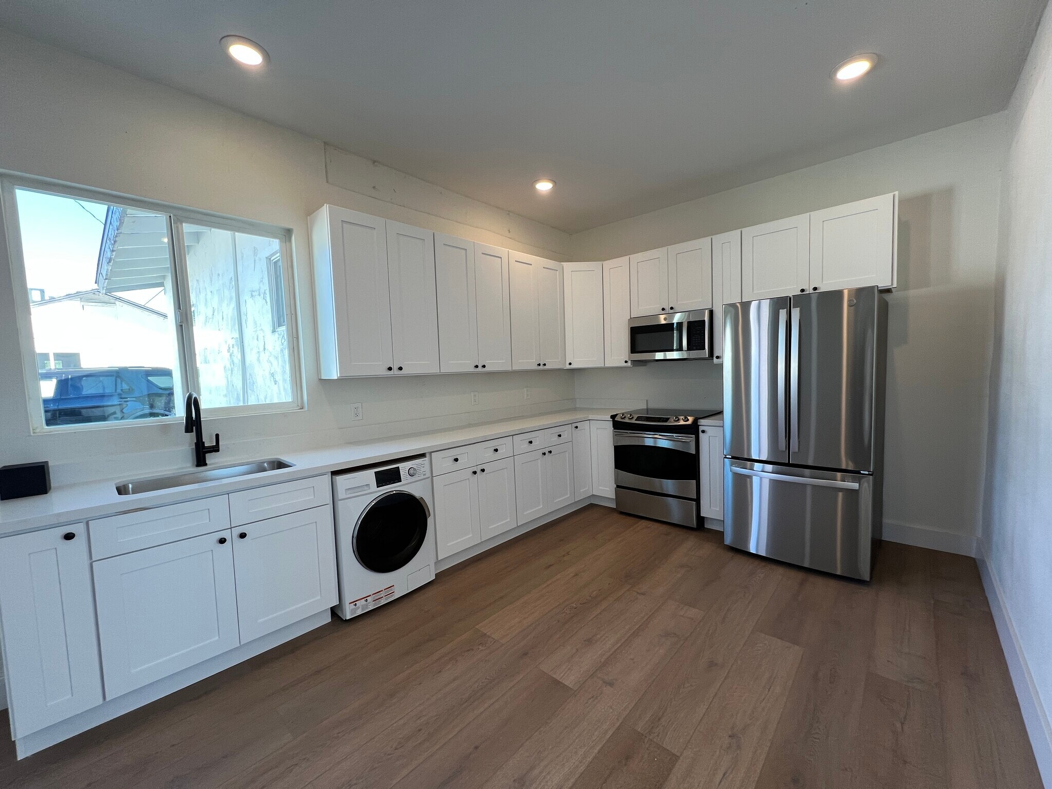 315 E Carol Ave, Phoenix, AZ à vendre Photo du bâtiment- Image 1 de 19