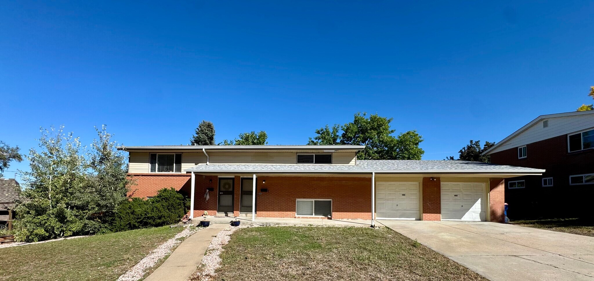 1022 S Arbutus St, Lakewood, CO à vendre Photo principale- Image 1 de 22