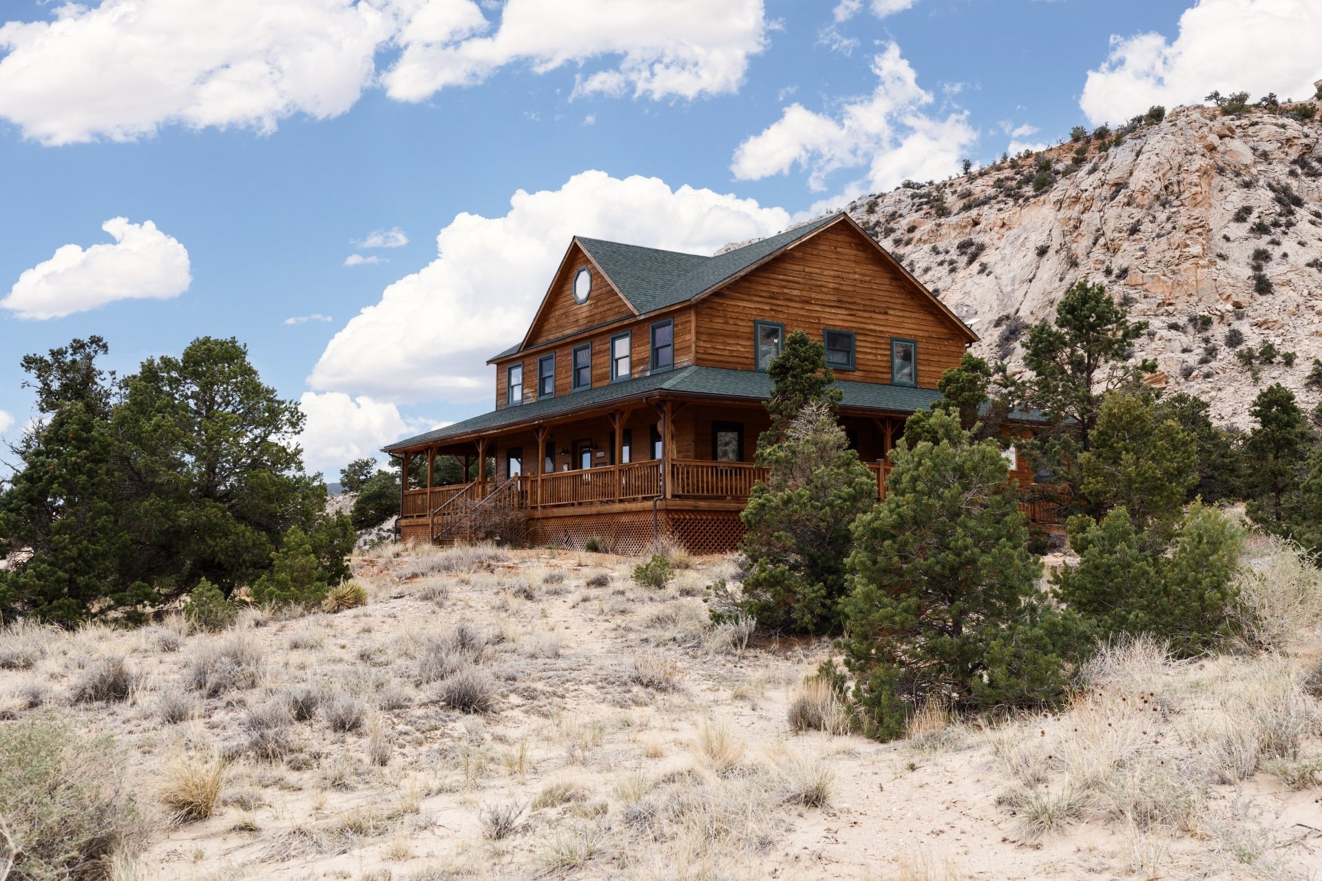199 W 125 S, Teasdale, UT for sale Primary Photo- Image 1 of 6