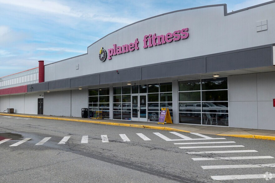 100 Nashua Mall, Nashua, NH à louer - Photo du bâtiment - Image 3 de 12
