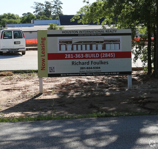 26406 Oak Ridge Dr, The Woodlands, TX for sale - Primary Photo - Image 1 of 10