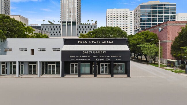 Plus de détails pour 542 N Miami Ave, Miami, FL - Commerce de détail à louer