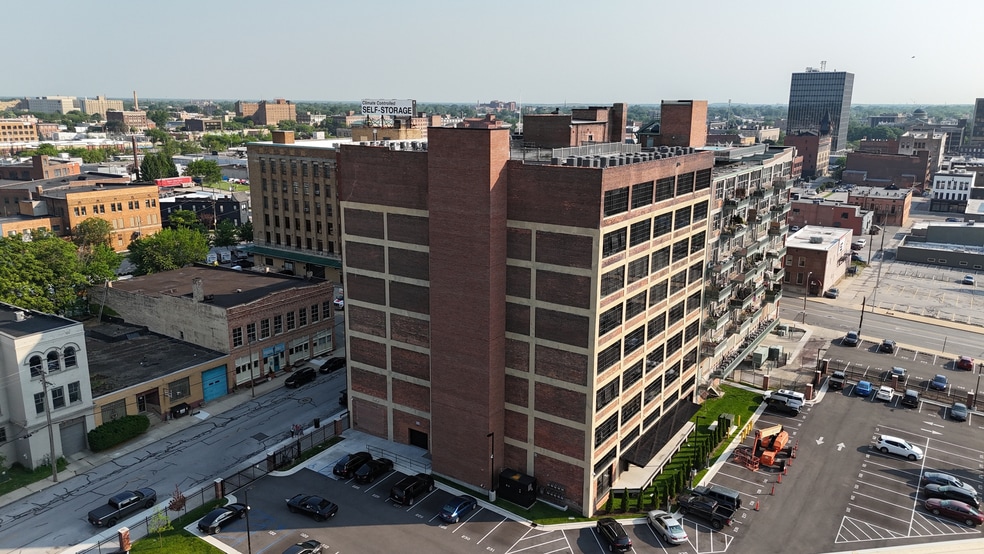 15 S Ontario St, Toledo, OH à louer - Photo du bâtiment - Image 3 de 4