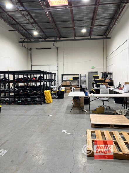 3370 N Peoria St, Aurora, CO à louer - Photo du bâtiment - Image 3 de 5