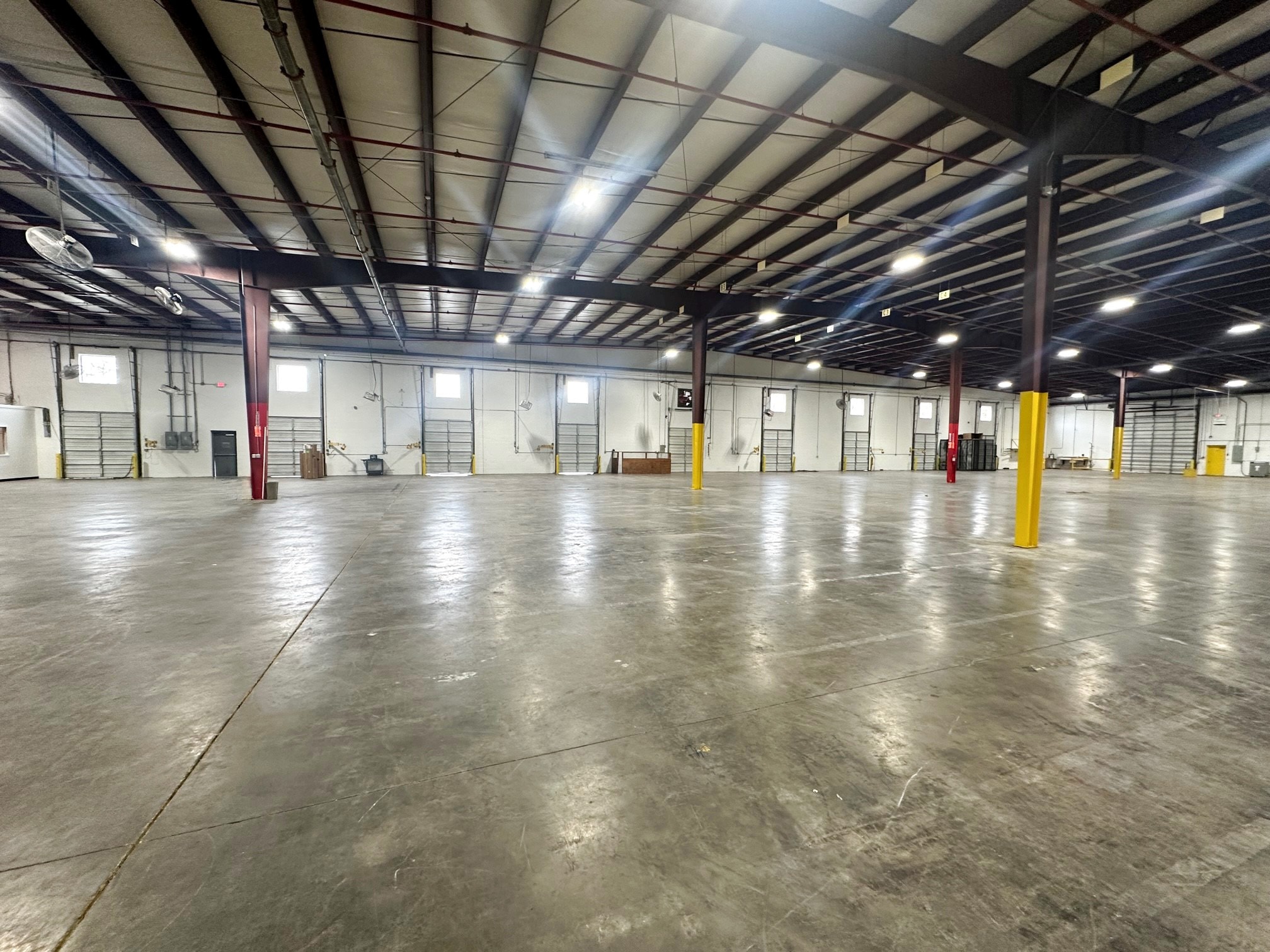 6924 Orr Rd, Charlotte, NC for lease Interior Photo- Image 1 of 5