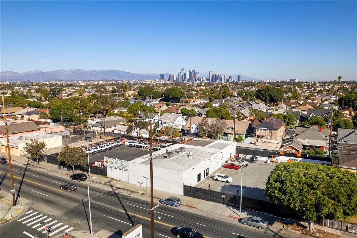 3022 S Western Ave, Los Angeles, CA à louer Photo principale- Image 1 de 12