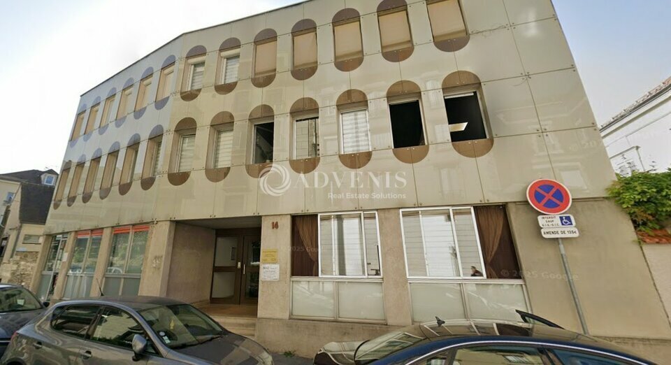 Bureau dans Melun à vendre - Photo du bâtiment - Image 1 de 1