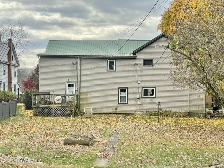 207 Front St, New Berlin, PA for sale - Building Photo - Image 2 of 8