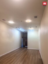 1325 Venice Blvd, Los Angeles, CA à louer Photo intérieure- Image 2 de 6