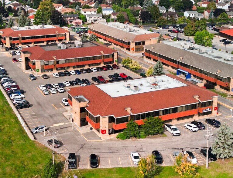 7900 Boul Taschereau, Brossard, QC for lease - Primary Photo - Image 1 of 3