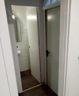 Plus de détails pour Commerce de détail à louer