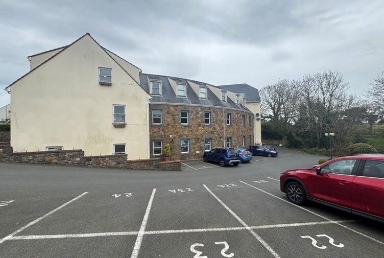 La Route Des Camps, Guernsey for lease - Building Photo - Image 2 of 2