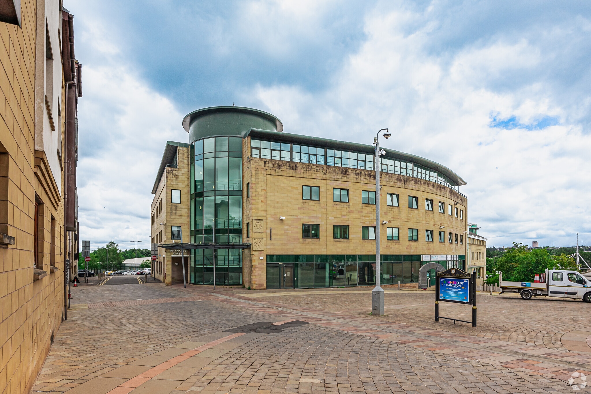 Castle St, Hamilton for lease Primary Photo- Image 1 of 7