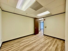 2616 S Loop W, Houston, TX à louer Photo intérieure- Image 1 de 4