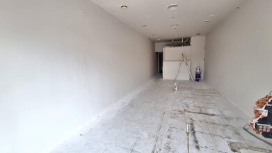 Retail in Badalona, BAR for lease Interior Photo- Image 2 of 4