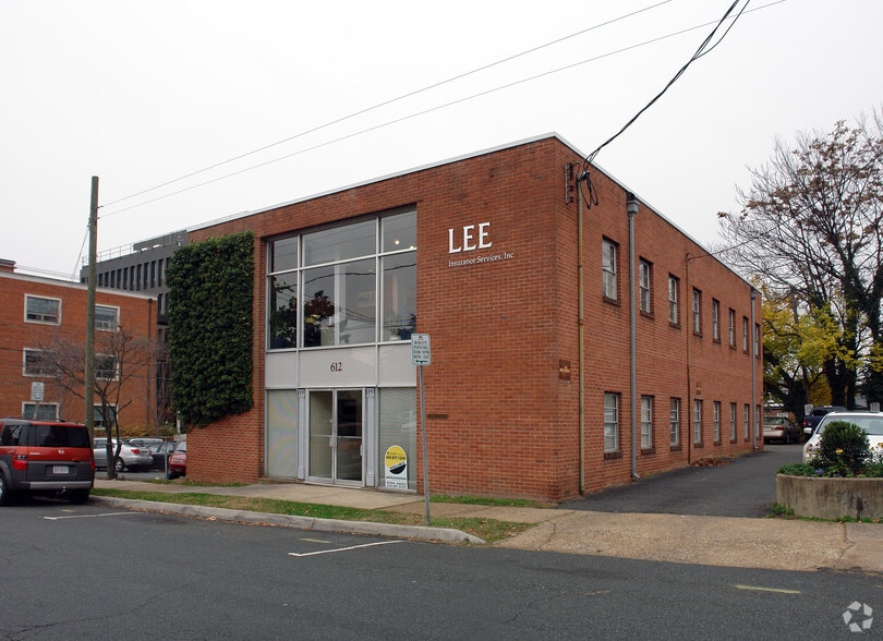 612 Jefferson St, Charlottesville, VA for lease - Primary Photo - Image 1 of 8