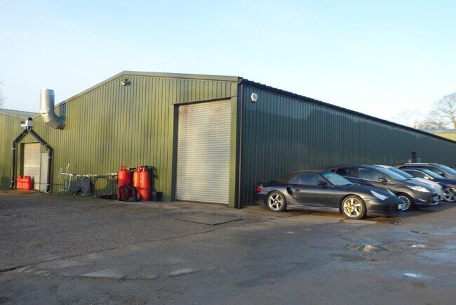 Plus de détails pour The Dales Building, A-F Goudhurst Rd, Tunbridge Wells - Industriel à louer