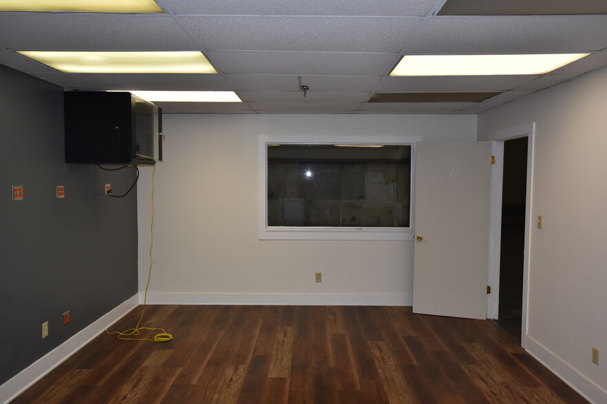 3010 Williams St, Chattanooga, TN for lease - Interior Photo - Image 2 of 9