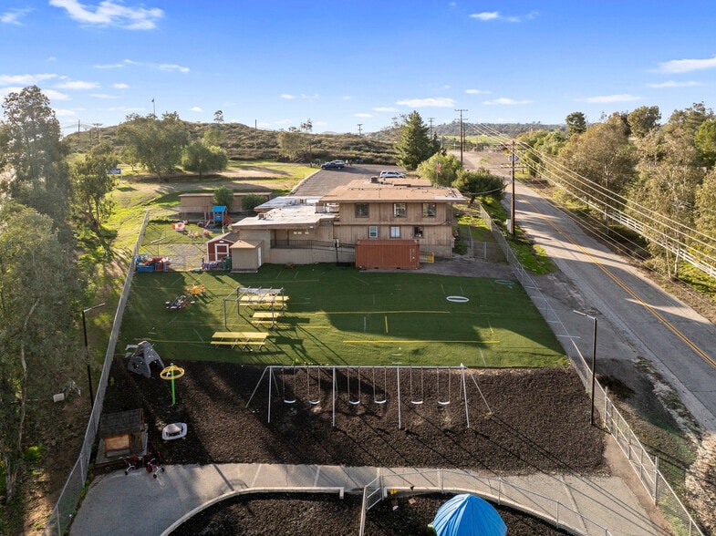 217 E Earlham St, Ramona, CA for sale - Building Photo - Image 3 of 13