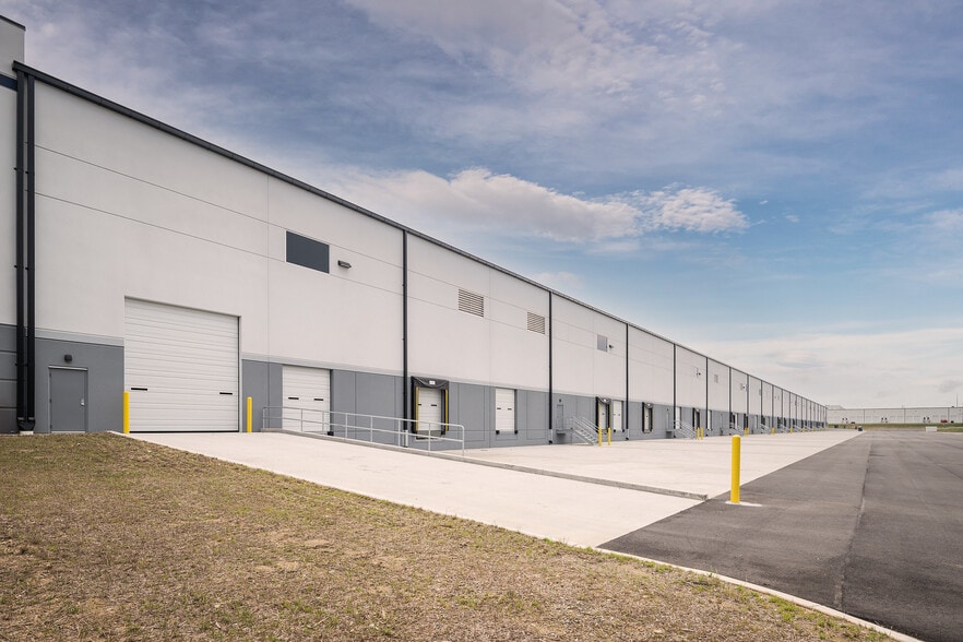172 Pitts School Rd SW, Concord, NC for lease - Building Photo - Image 3 of 11
