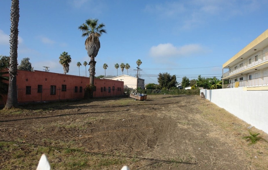 6325 Crenshaw Blvd, Los Angeles, CA for sale - Building Photo - Image 3 of 10