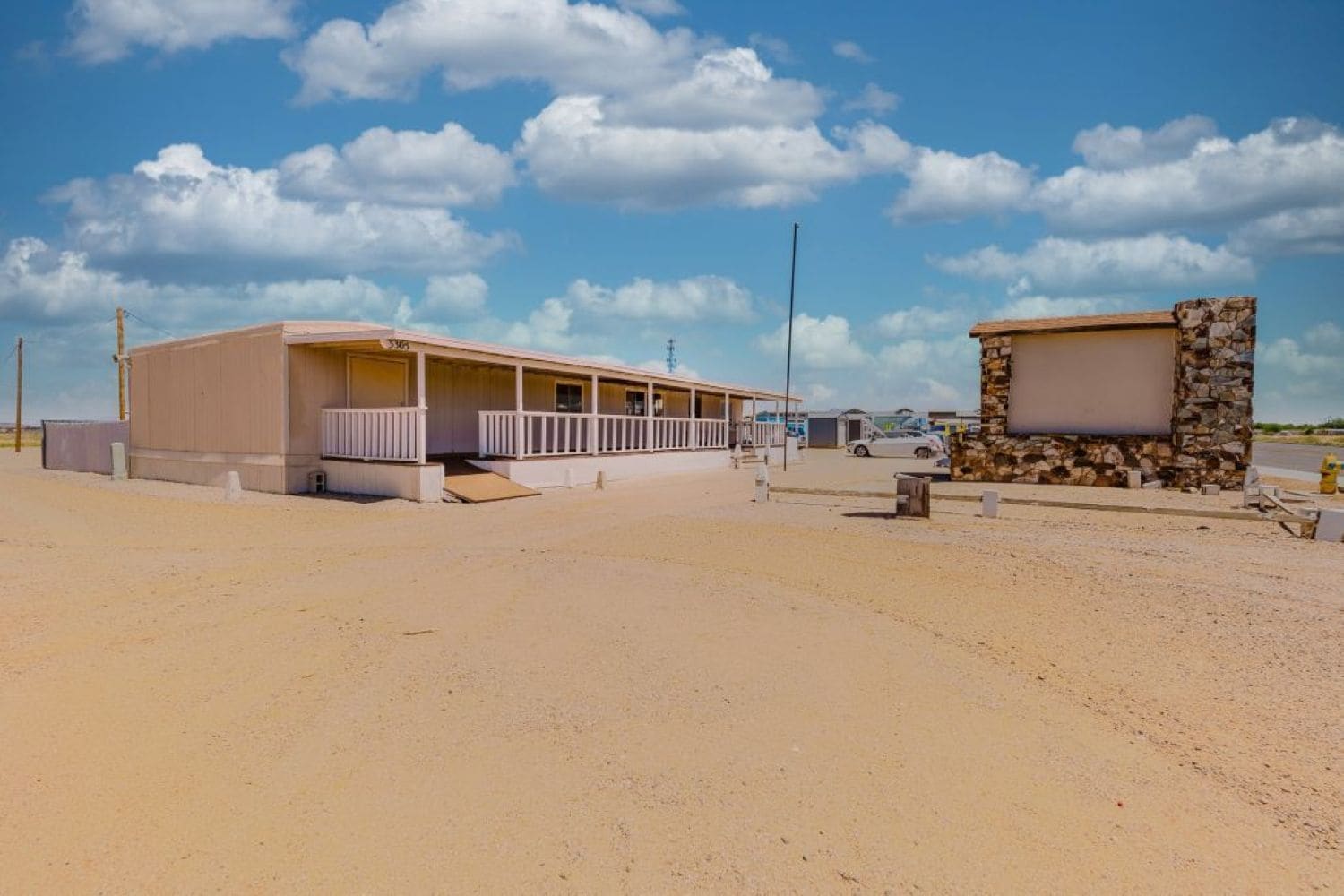 3305 E Northern Ave, Kingman, AZ à vendre Photo du bâtiment- Image 1 de 4