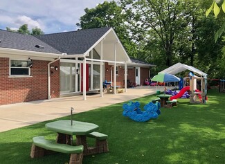 Plus de détails pour 45 Orphanage Rd, Fort Mitchell, KY - Vente au détail à vendre