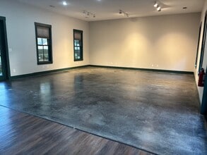 8 Celadon Dr, Beaufort, SC for lease Interior Photo- Image 2 of 4