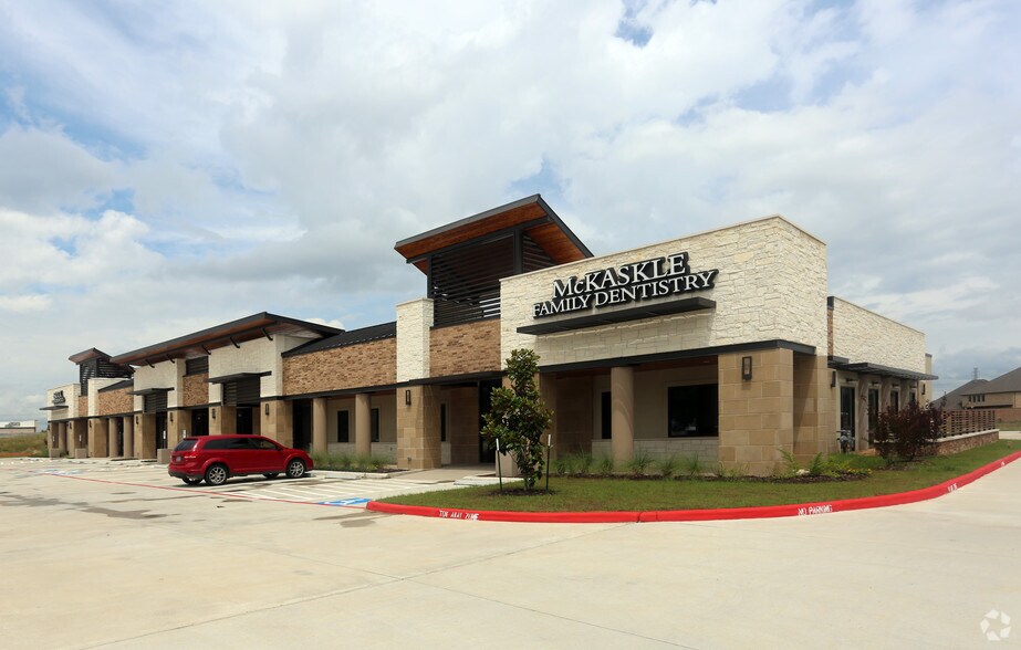 1437 FM 1463 Rd, Katy, TX for lease - Building Photo - Image 1 of 19