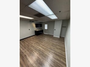 4820-4834 Bissell Ave, Richmond, CA for lease Interior Photo- Image 1 of 8