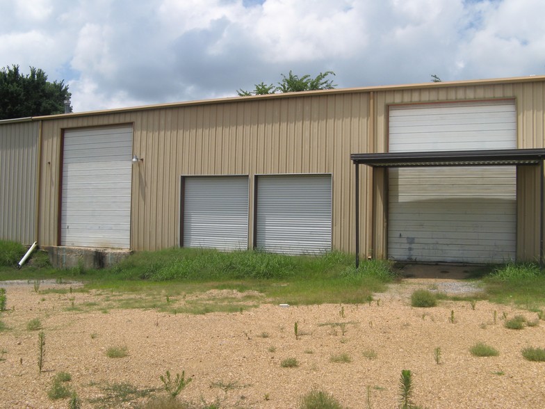 1205 Clinton Industrial Park Rd, Clinton, MS à vendre - Photo principale - Image 1 de 1