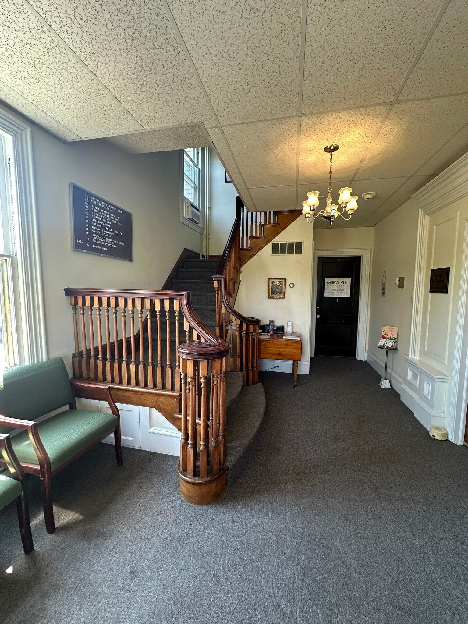 770 Marne Hwy, Moorestown, NJ à louer Hall d’entrée- Image 1 de 7