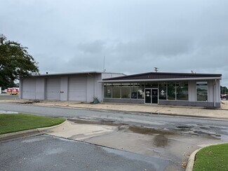 Plus de détails pour 812 Merriman Street, Conway, AR - Flex à vendre